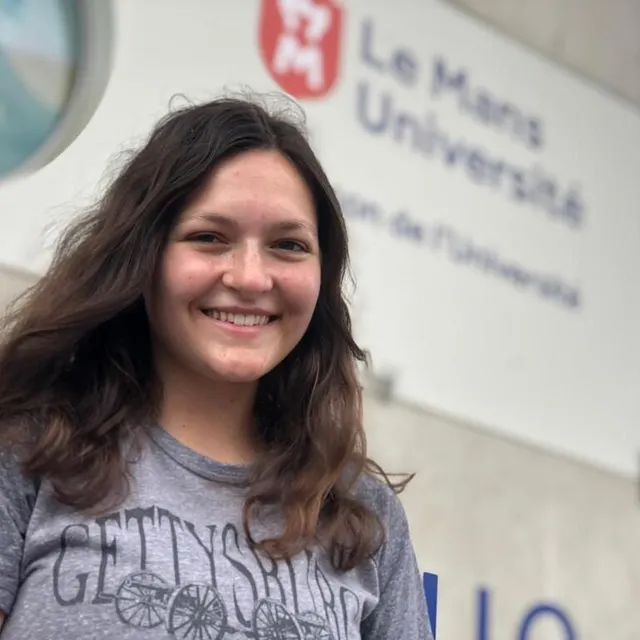 photo élise, 20 ans, franco-américaine originaire de pennsylvanie, vient étudier durant un an au mans. la jeune femme s’est inscrite à la faculté de lettres.  ©  ouest-france