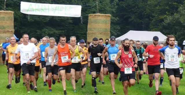 photo  le trail de la lande forêt, au grais, ouvrira la seconde partie du calendrier départemental ce samedi matin, près de la ferté-macé.  &copy;  ouest-france 