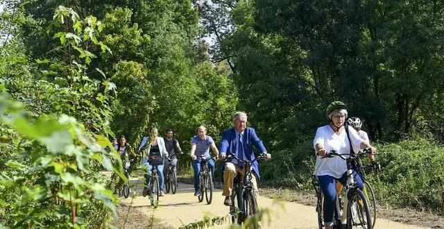 photo  la voie verte de 33 kilomètres ralliant bessé-sur-braye à montval-sur-loir était inaugurée vendredi 2 septembre 2022.  &copy;  le maine libre – yvon loué 