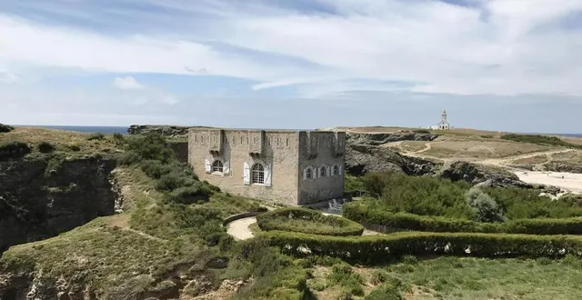 photo  le fort de sarah bernhardt à la pointe des poulains, à belle-île-en-mer.  &copy;  archives ouest-france 