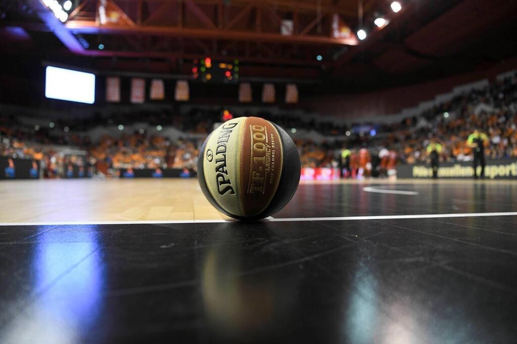 Basket Le Msb Dévoile Ses Tenues Pour La Nouvelle Saison Sport