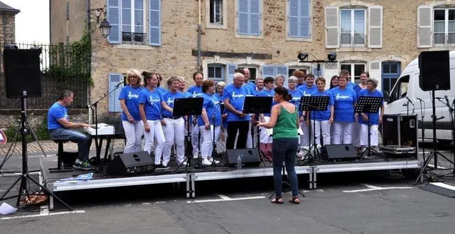 photo  la chorale amalgame lors de la fête de la musique.  &copy;  archives ouest-france 