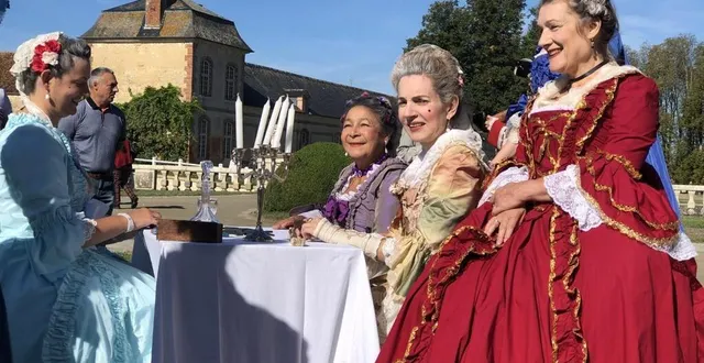 photo  2 400 personnes ont profité de ce week-end de reconstitution pour se plonger dans l’histoire du xviiie siècle.  &copy;  ouest-france 