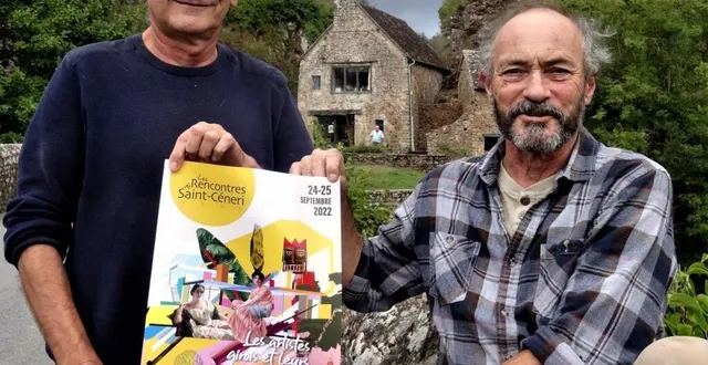 photo  patrick bouleau, à gauche, et marc chatain, des amis de saint-céneri.  &copy;  ouest-france 
