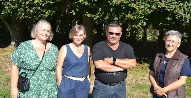 photo  depuis la gauche : valérie boulay, secrétaire ; aurélia corouge, trésorière ; christophe borée et yveline assier  &copy;  ouest-france 
