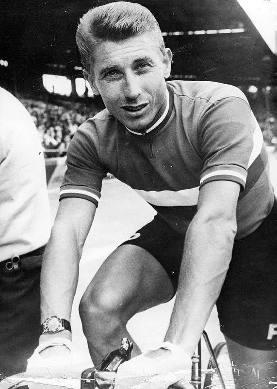 PORTRAIT. Christopher Anquetil, filleul de Bernard Hinault question d