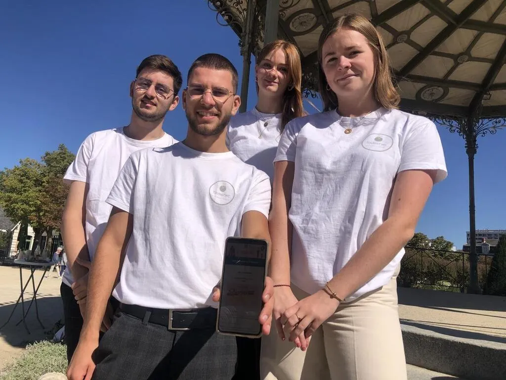 Quatre étudiants lancent un jeu de piste sur téléphone pour « découvrir