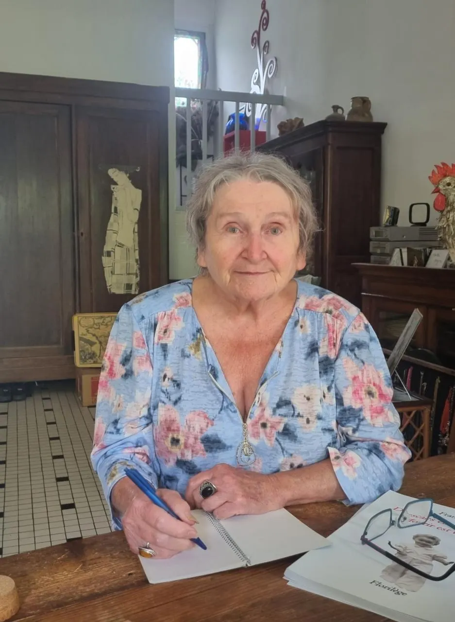 SainteLucesurLoire. Son premier ouvrage « ne parle que de la vie