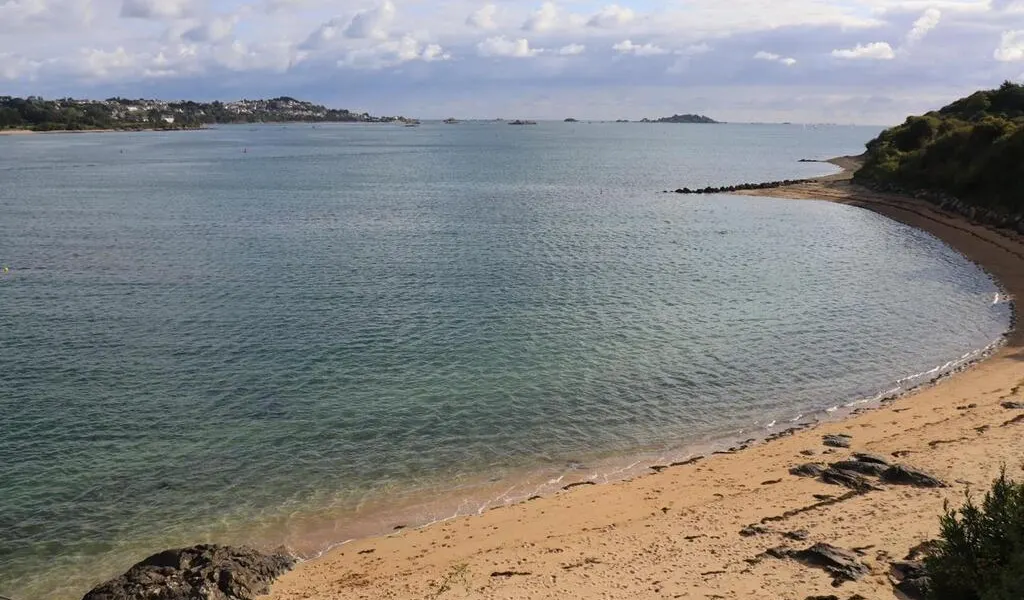 Paimpol. Les interdictions de baignade et de pêche à pied levées plage ...