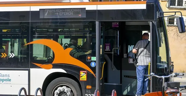 photo  depuis le 30 juin 2022, la grève perlée de la cfdt (tous les samedis et aléatoirement en semaine) entraînait des suppressions de lignes ou des perturbations de trafic de la setram.  &copy;  archives le maine libre – yvon loué 