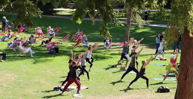 photo  séance de stretching pour les uns…  &copy;  ouest-france 