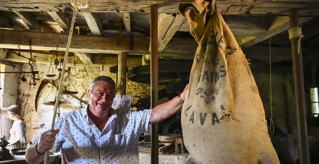 photo  au sommaire, rencontre avec patrick coiffé dans son moulin de courteille.  &copy;  le maine libre – denis lambert 