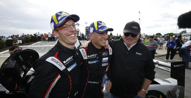 photo  sebastien bourdais et renger van der zande feront à nouveau équipe l’an prochain chez ganassi.  &copy;  lat images – levitt 