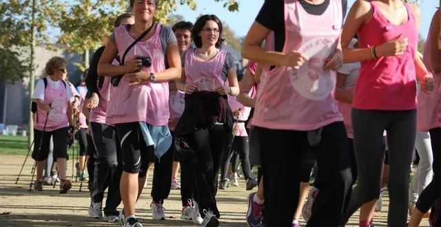 photo  les participants et participantes sont invités à porter des vêtements roses lors de la marche de cinq kilomètres, samedi 1er octobre 2022 à argentan. (image d’illustration)  &copy;  archives 