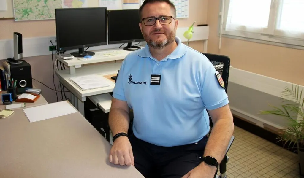 Pontvallain. Le capitaine Lafond, le nouveau patron des gendarmes Le