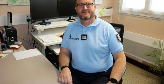 photo  le capitaine olivier lafond, nouveau commandant de la communautéde brigades de pontvallain.  &copy;  ouest-france 