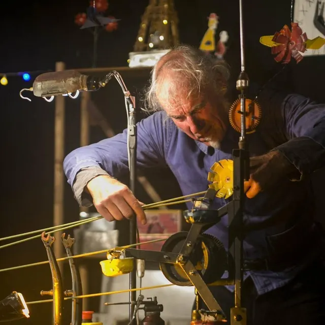 photo la mécanique du petit pierre, mercredi 26 octobre à coulans-sur-gée.  ©  pierre lounissart