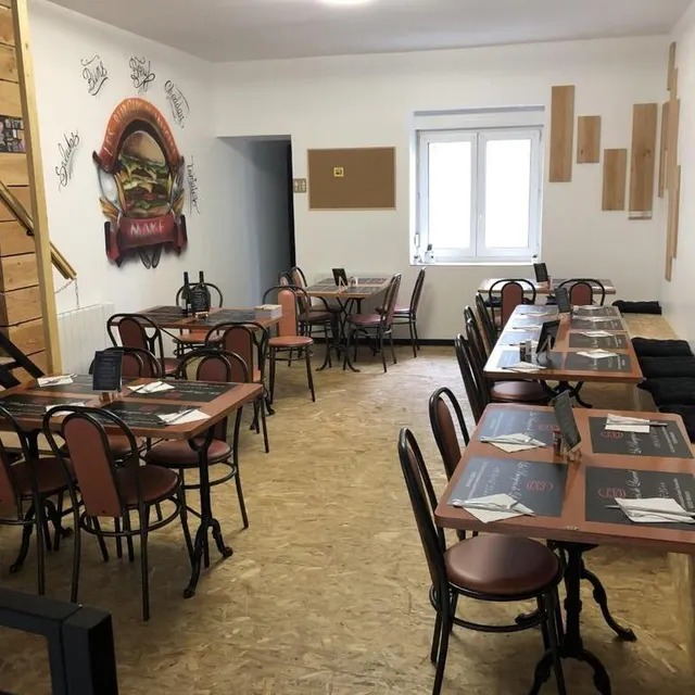 photo à l’étage se trouve une salle de vingt-six places assises.  ©  ouest-france