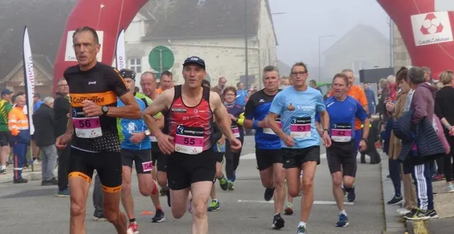 photo  hervé lefèvre (dossard 56) défendra son titre ce dimanche matin sur les 10 km de la vétérane à damigny, une épreuve réservée au plus de 35 ans.  &copy;  ouest-france 