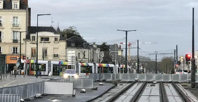photo  selon les services de la ville, les travaux liés au tramway d’angers devraient être terminés en février 2023.  &copy;  archives ouest-france 