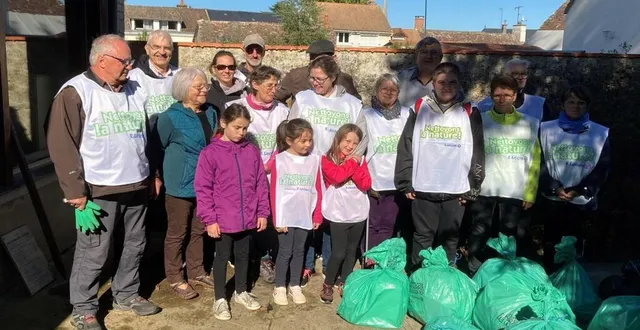 photo  les participants au ramarchage ont permis de récolter 72 kg de déchets.  &copy;  ouest-france 