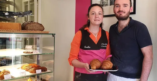 photo  amélie et thomas ledru ont décroché la première place pour leur croissant au beurre.  &copy;  le maine libre 