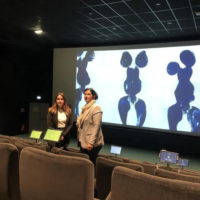 photo maud dabireau, ici en compagnie de manuela gourichon, va gérer la micro-folie au palace carnot.  ©  ouest-france