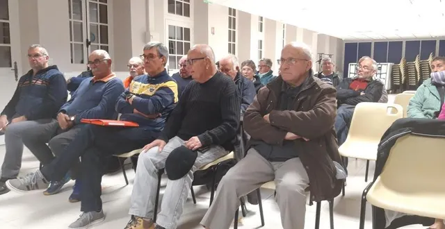 photo  les bénévoles du comité d’organisation se préparent pour la foire aux dindes du 10 et 11 décembre 2022.  &copy;  ouest-france 