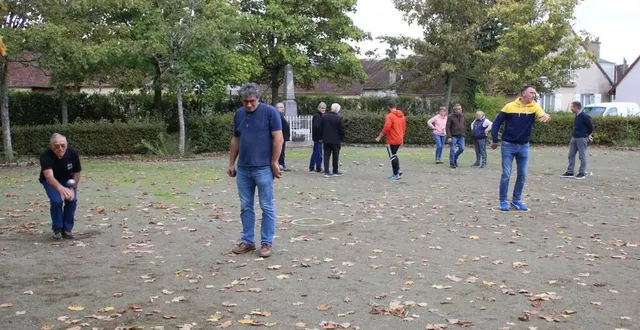 photo  on est venu au concours de pétanque en famille ou entre amis.  &copy;  ouest-france 