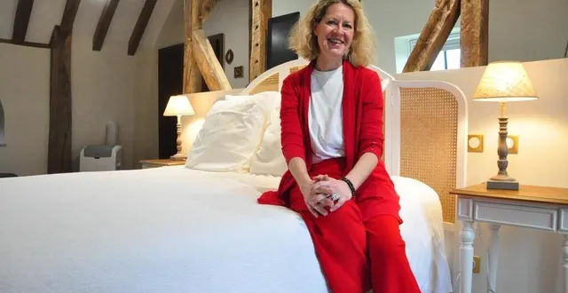 photo  nathalie polomack a ouvert ses quatre premières chambres début septembre. « on a déjà une belle fréquentation ».  &copy;  le maine libre 