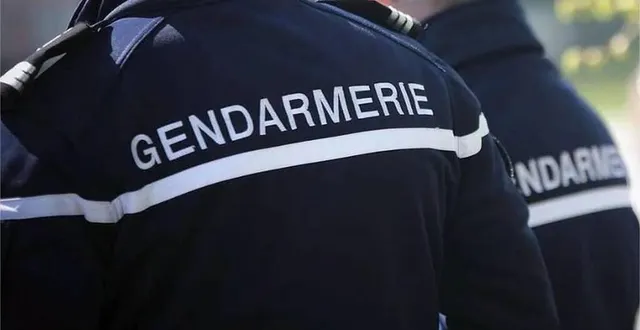 photo  deux hommes ont été blessés par des coups de feu tirés à la ferté-bernard, vers 19 h 45 et un dispositif policier a été déployé autour de la ville.  &copy;  archives ouest-france 