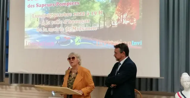 photo  les maires des communes de mulsanne et téloché ont organisé une cérémonie afin de remettre le don des habitants aux pompiers.  &copy;  ouest-france 