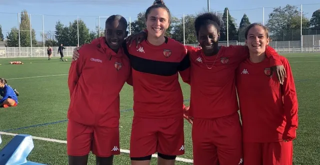 photo  les filles du mans fc n'ont pas le statut de joueuse pro au club et doivent jongler entre les entraînements et les contraintes de leur vie personnelle.  &copy;  le maine libre 