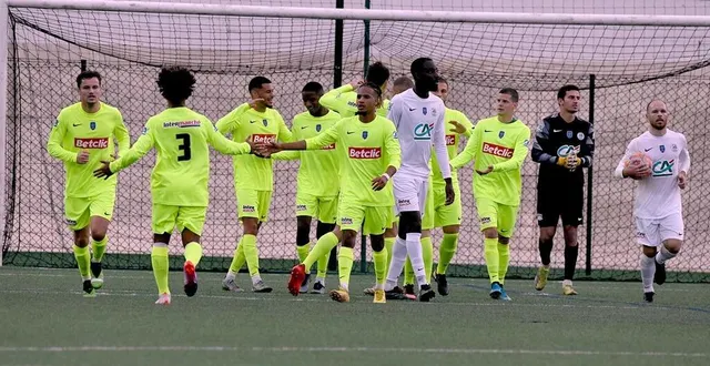 photo  l’us alençon s’était qualifiée pour le 7e tour de la coupe de france grâce à un succès sur le terrain de l’ag caen.  &copy;  gérard piwtorak 