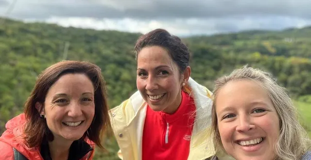 photo  mathilde liot, 37 ans, sarah langevin, 37 ans, et alicia astaraldi, 32 ans, participent au prochain trek’in gazelles, du 10 au 15 novembre, grâce à des partenaires uniquement ornais.  &copy;  d. r. 