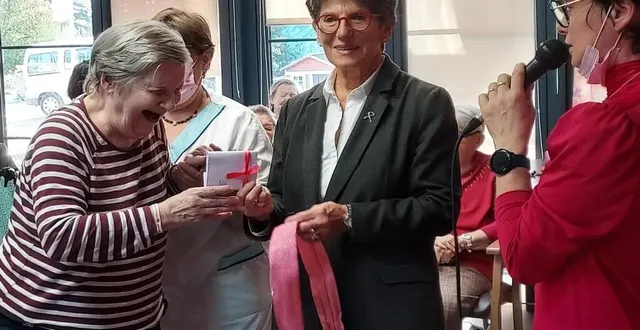 photo  une remise de dons reçue par la secrétaire générale avec émotion.  &copy;  ouest-france 