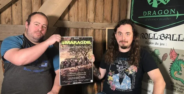 photo  quentin defrancq (à gauche) et thomas turland (à droite), membres de l’association dragon émeraude et acteurs de la web-série « smaragdil ».  &copy;  ouest-france 