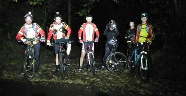 photo  l’entente cyclo touriste organise sa rando vtt nocturne pour fêter halloween avec deux parcours proposés à partir du plan d’eau  &copy;  archives 