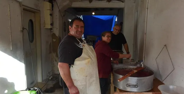 photo  christian thimond fabrique du boudin noir depuis 25 ans.  &copy;  le maine libre 