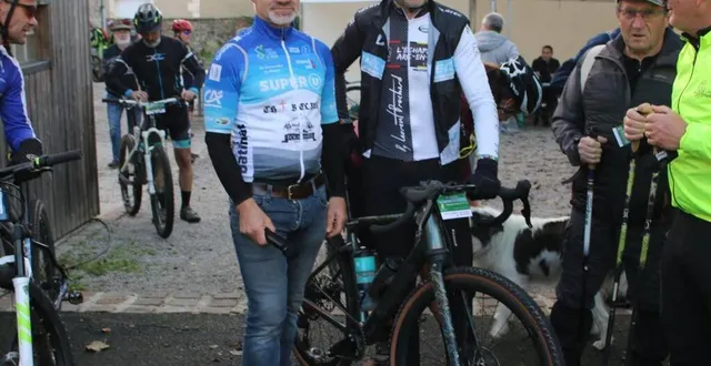 photo  au parc des buis, laurent brochard a été bien accueilli.  &copy;  le maine libre 