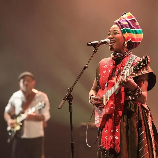 photo sourires et générosité ont rythmé le concert d’ouverture du bebop festival au mans, avec fatoumata diawara  ©  ouest-france