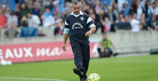photo  ancienne gloire des girondins de bordeaux, alain giresse est toujours très attaché à son ancien club, dans lequel il a joué de 1970 à 1986.  &copy;  photo : archives ouest-france 