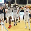 photo  les joueurs de l’union rennes basket, qui exultent ici après leur victoire en prolongation contre chartres mardi, se sont imposés à rueil ce vendredi. 