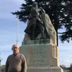 photo  jean-claude aubry, le président du souvenir du bocage sabolien, devant le monument aux morts de sablé-sur-sarthe où sera célébrée la commémoration de l’armistice, vendredi 11 novembre 2022. 