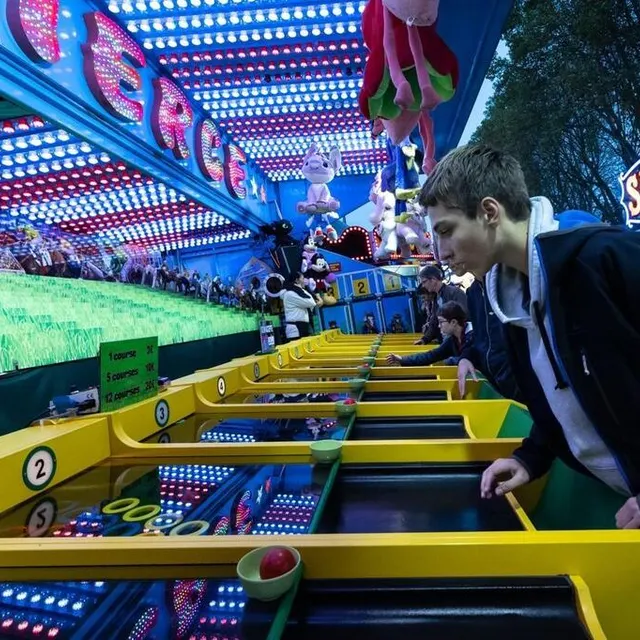 photo angers, le 5 novembre 2022. des stands pour tous les goûts.  ©  co – regine lemarchand