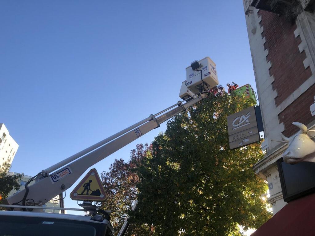 Le Mans. Les décorations de Noël s’installent progressivement dans la ville Le
