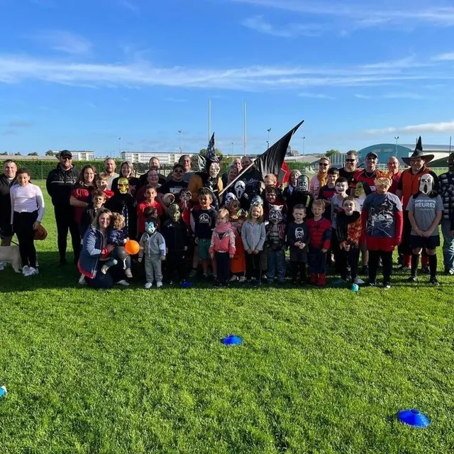 photo les équipes jeunes continuent à attirer beaucoup de monde.  ©  vsf rugby