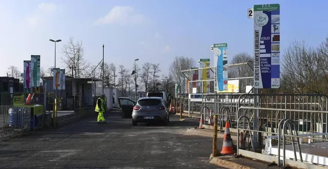 photo  la déchetterie de la chauvinière adapte ses horaires ce samedi pour le 10 km le maine libre.  &copy;  archives le maine libre denis lambert 