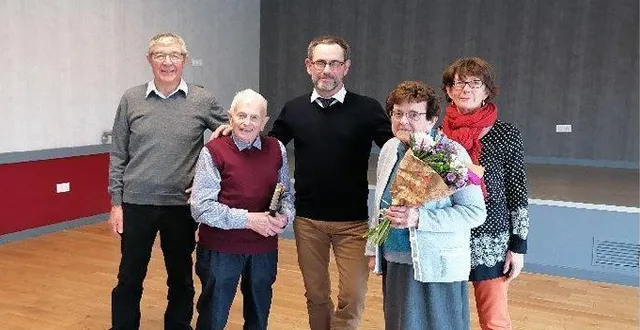 photo  élus et doyens réunis pour la photo souvenir.  &copy;  le maine libre 