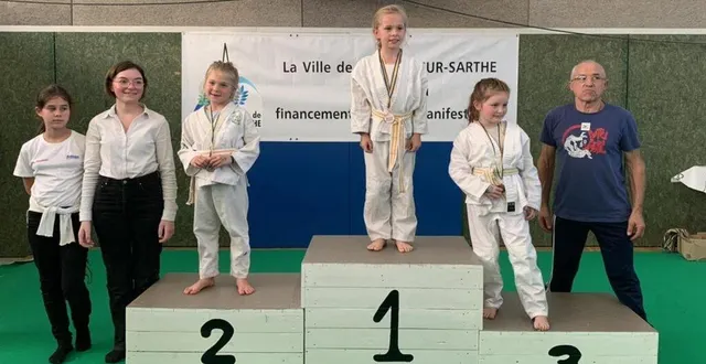 photo  une belle prestation des féminines judokas.  &copy;  judo-club ancinnes 